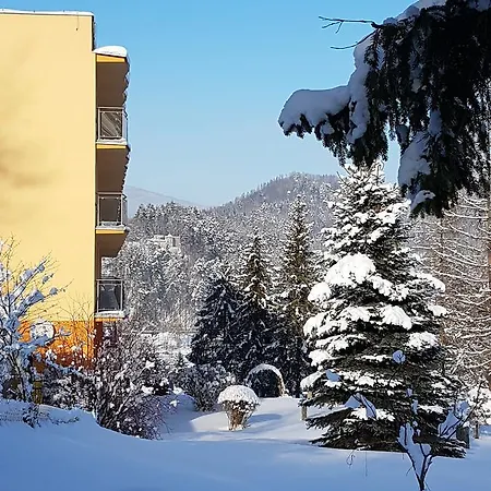 Resort Korona Sanatorium Uzdrowiskowe *